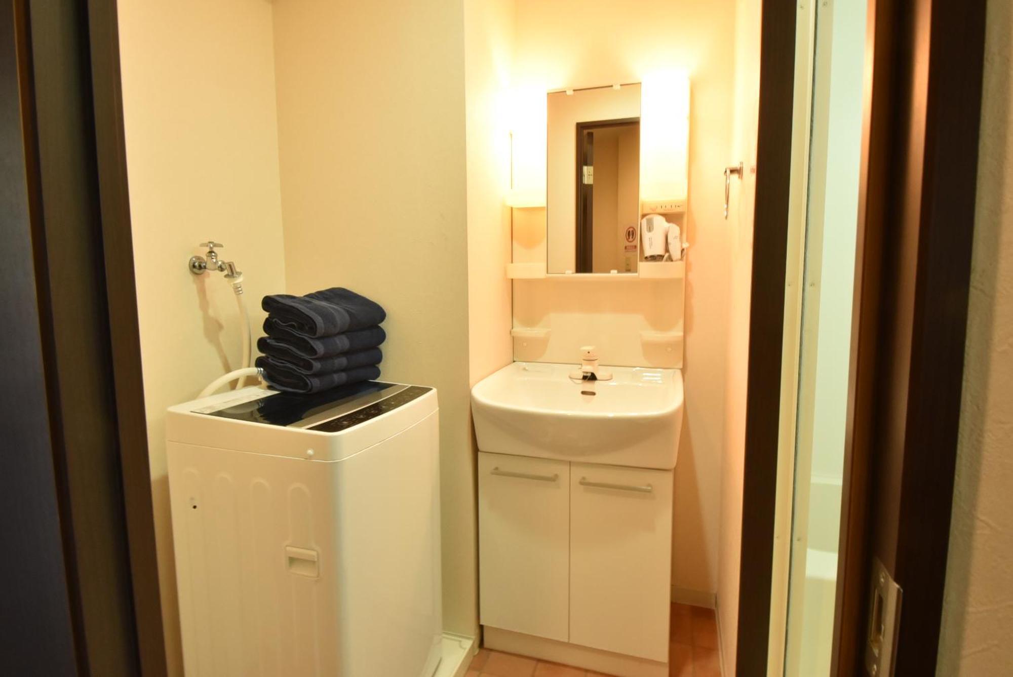 Enzo Shin-Osaka C Apartment Luaran gambar